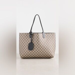 Gucci Beige and Black Signature Reversible Tote